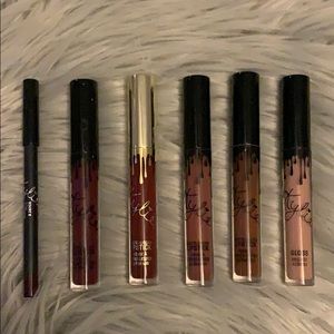Kylie Cosmetic bundle